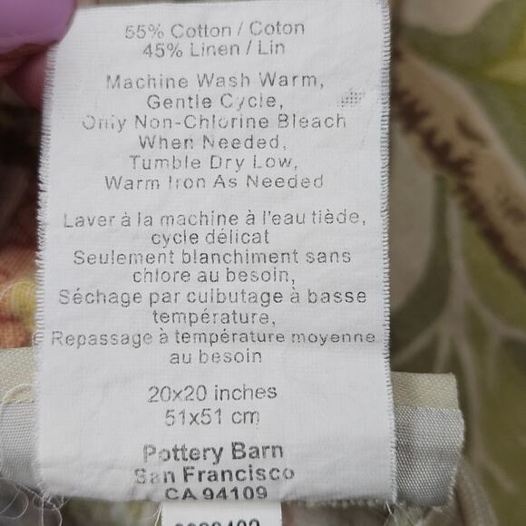 Pottery Barn Mum Garden Floral Curtain Panel & Two Zippered Throw Pillow Cases - Picture 9 of 12